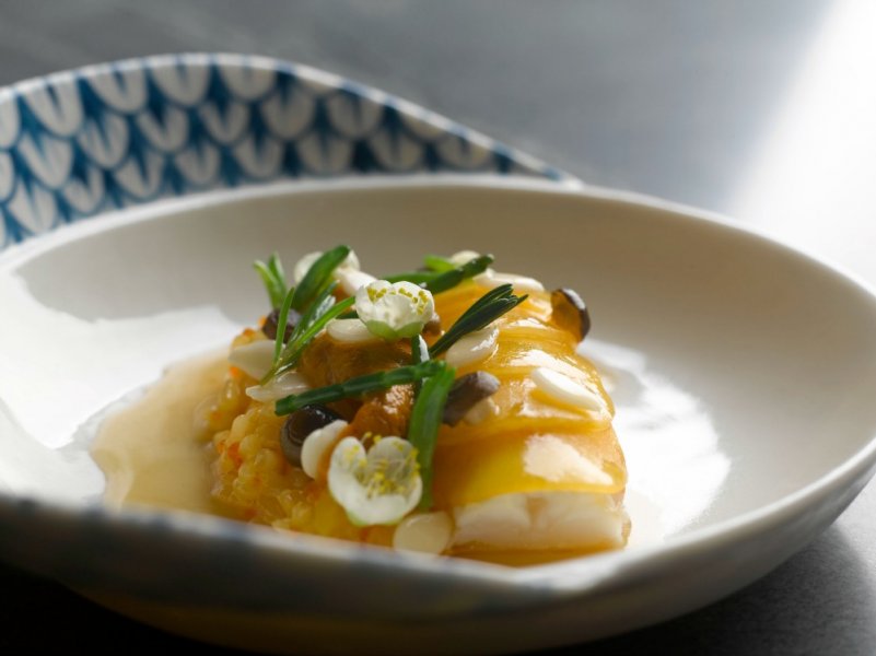 , Check out these gorgeous dishes at the sexiest new restaurant in Singapore