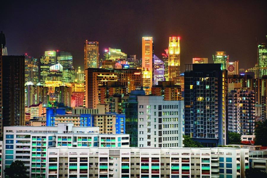 , These images of Singapore transitioning from day to night will amaze you