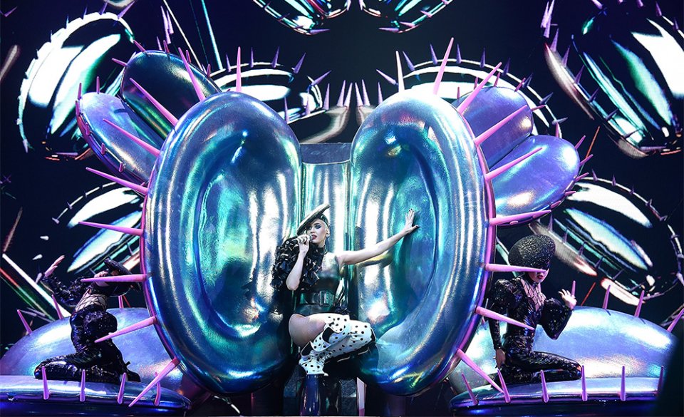 , Katy Perry returns to Singapore for &#8220;Witness: The Tour&#8221;