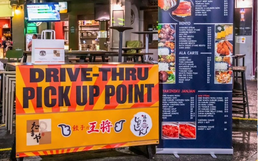 , Restaurants with takeaway meals you can drive-through to collect
