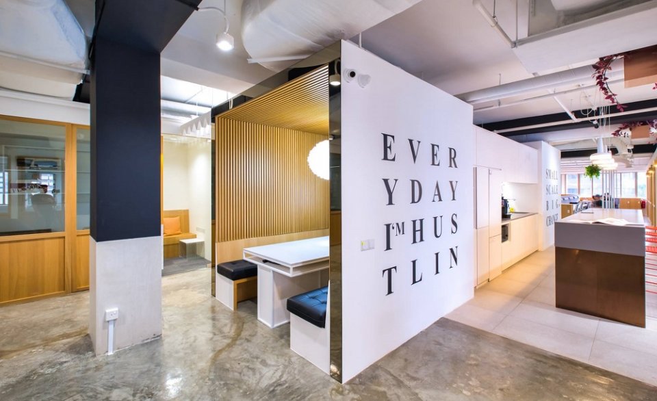 Coworking spaces in Singapore with fixed desk arrangements