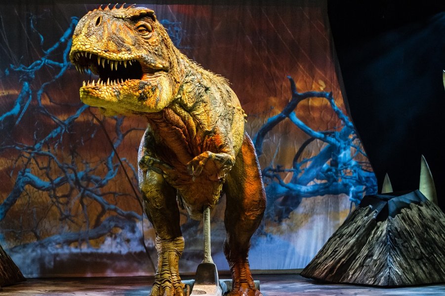 , Life-sized dinosaurs are heading to the Singapore Indoor Stadium