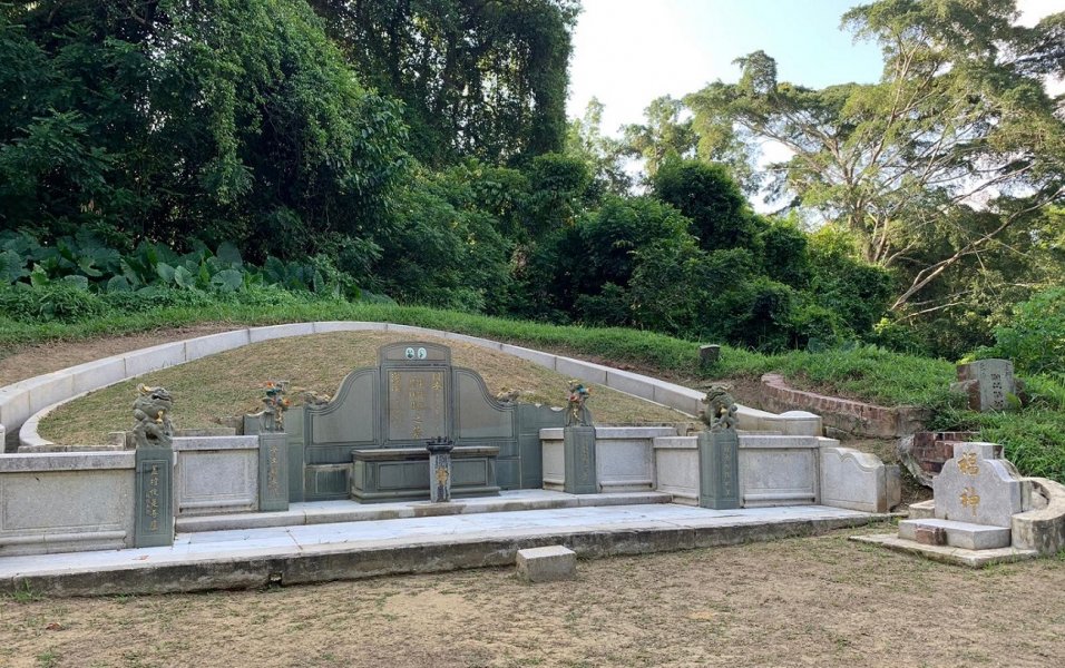 , We visited Bukit Brown Cemetery on the first day of the seventh month
