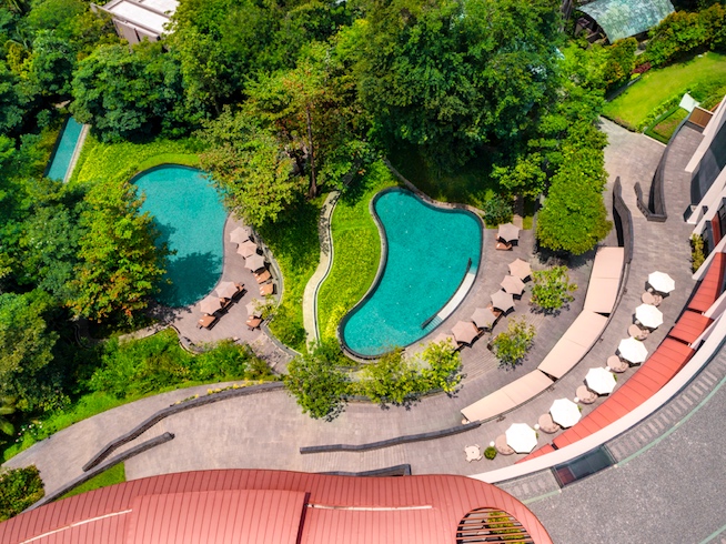 , Book a relaxing staycation at these 4 hotels in Singapore with luxurious infinity pools
