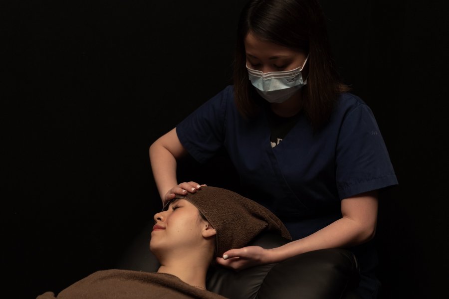 , Try Singapore’s first sleep-inducing dry head massage for a good night’s rest