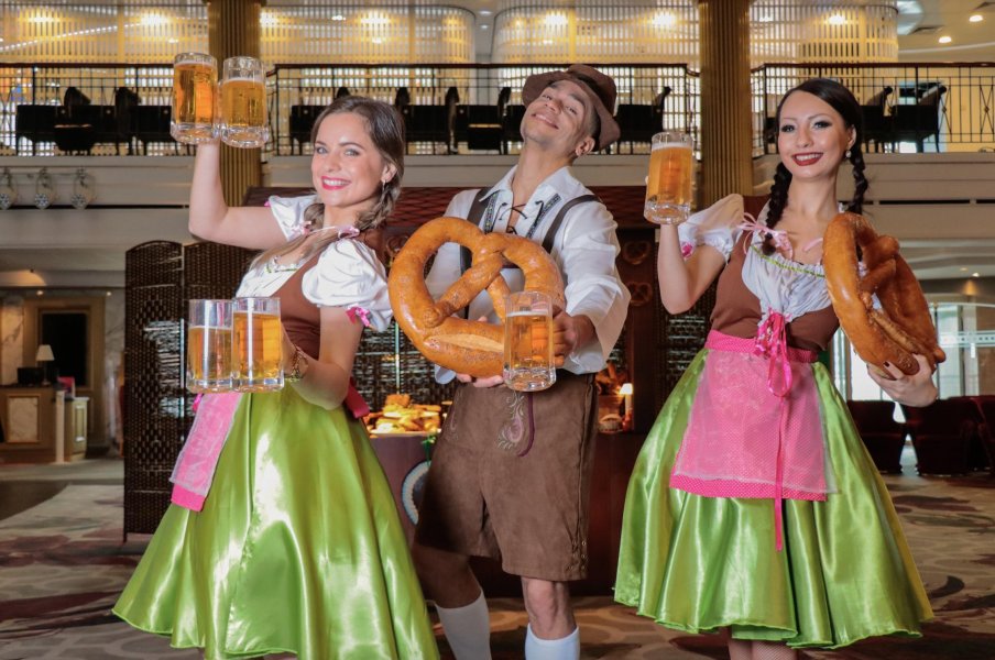 , Celebrate Mid-Autumn Festival, Oktoberfest and Halloween aboard Dream Cruises this year-end