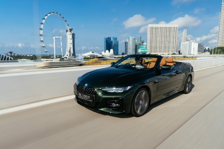 , Dynamic and elegant, the BMW 4 Series Convertible redefines open-top driving with its new soft-top construction