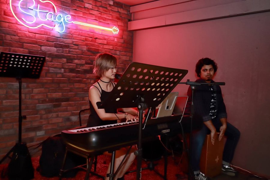, Best bars, cafes and lounges to catch live music acts