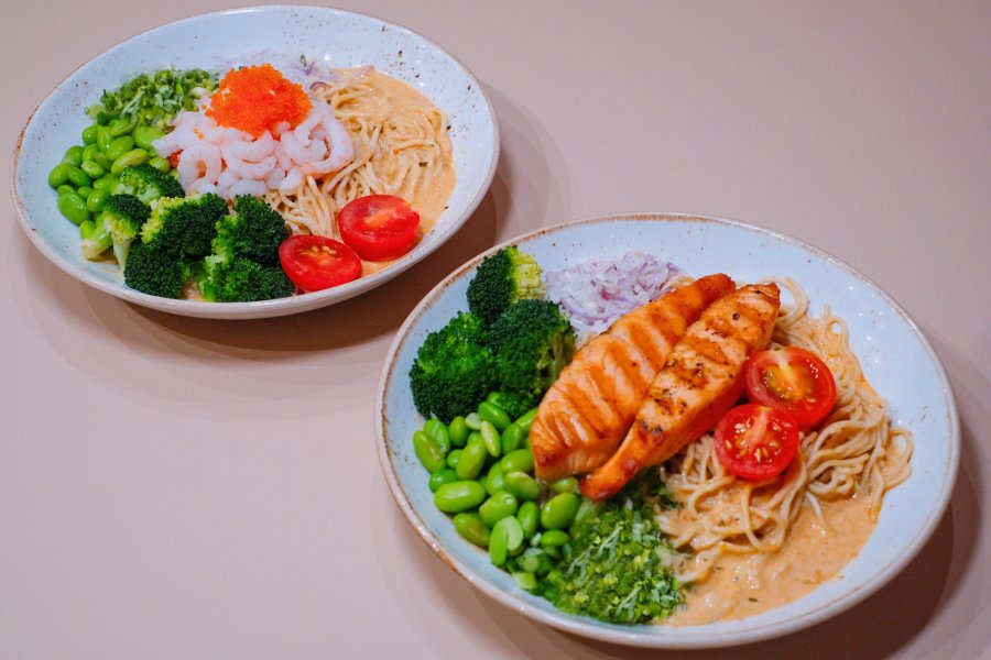 , Pink Fish x Chug Chug presents new tom yum noodles with fresh Norwegian seafood