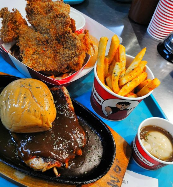 Western food stalls in Singapore with fried chicken wings