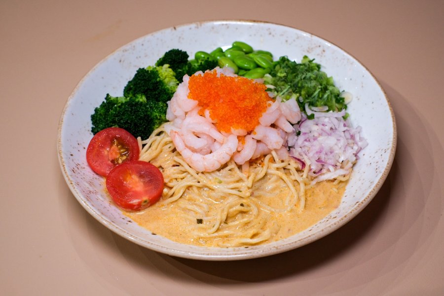 , Pink Fish x Chug Chug presents new tom yum noodles with fresh Norwegian seafood