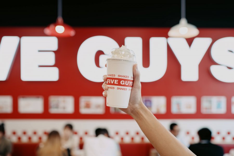 , FIVE GUYS launches third outlet in Singapore at ION Orchard
