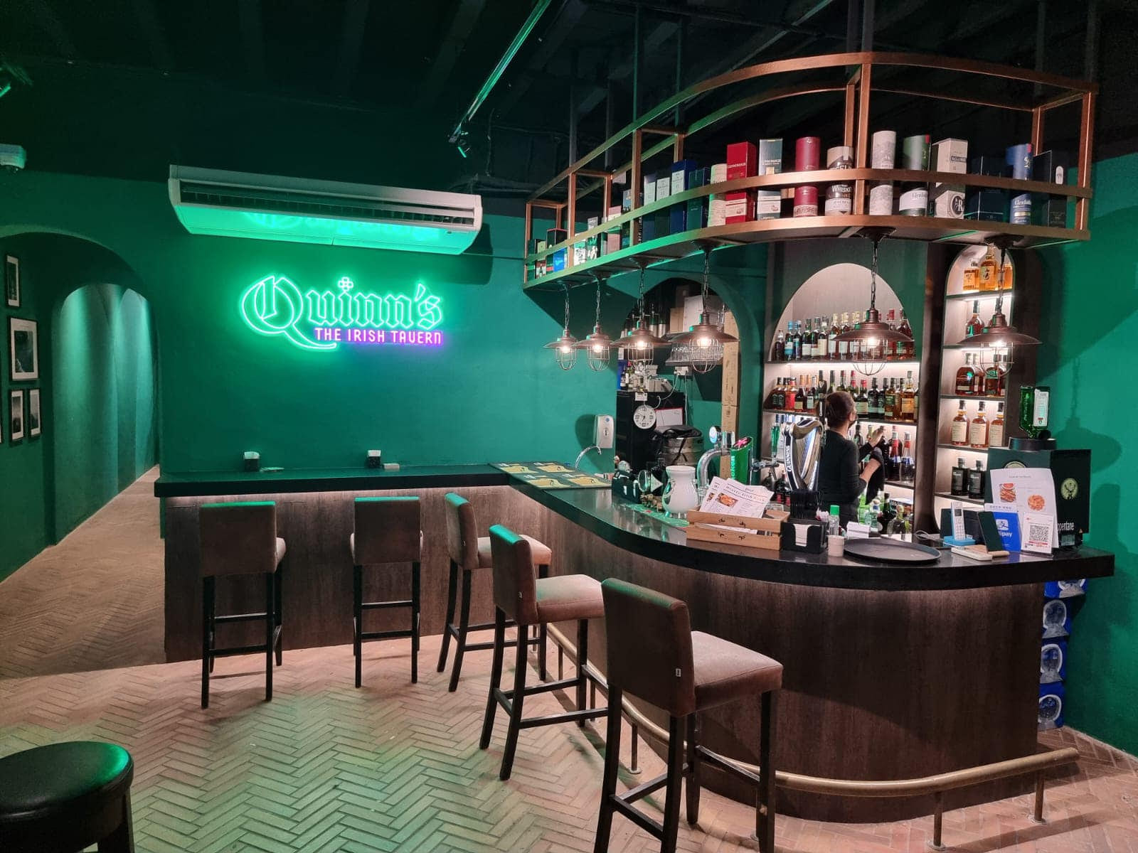 Quinn's The Irish Tavern in Singapore