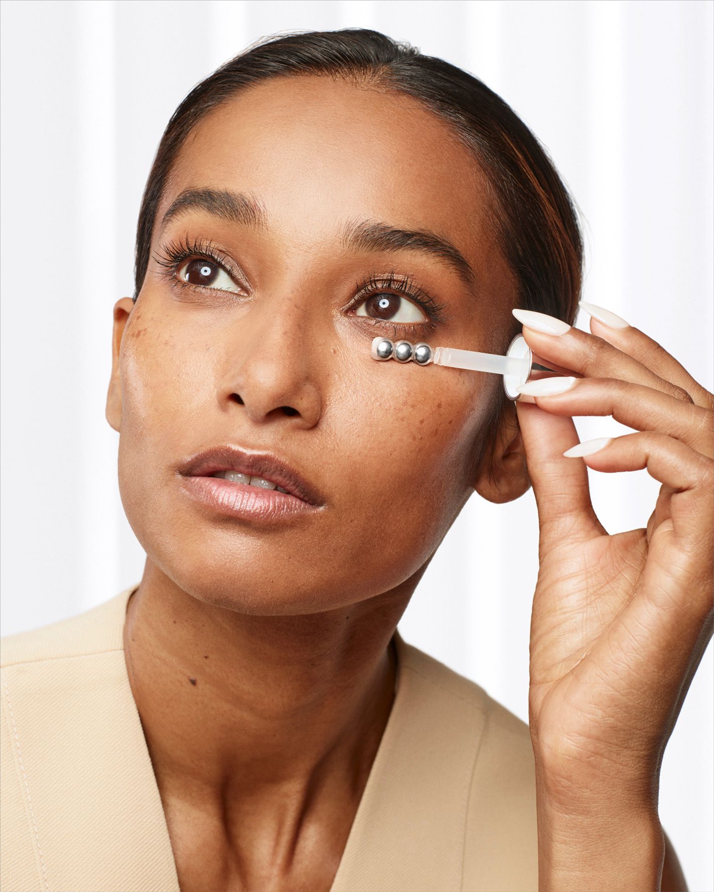 , L&#8217;Oréal releases new eye serum to help refresh, depuff and awaken eyes