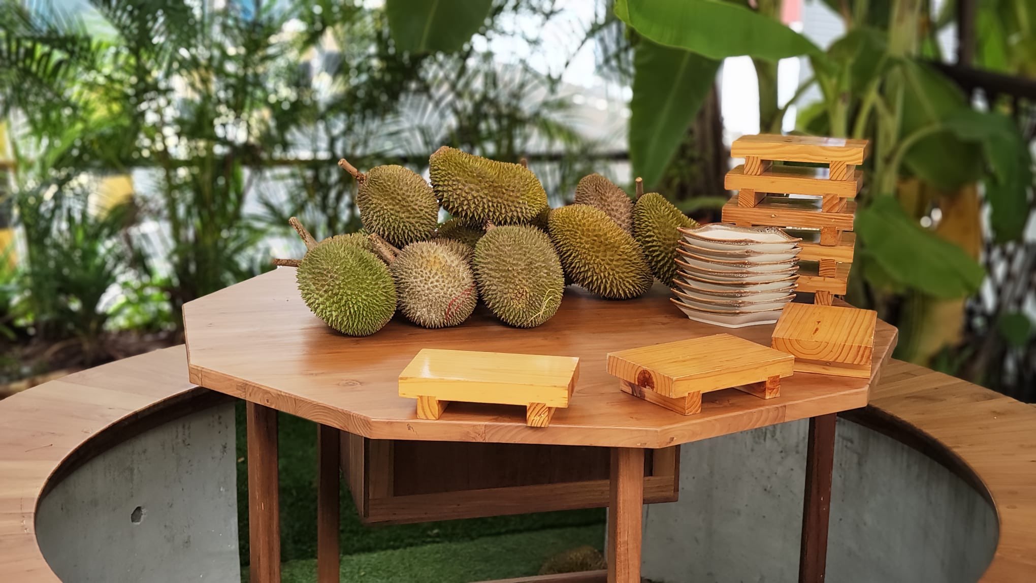 , How to choose and buy the best durians with 99 Old Trees’s Durian Confidence Course