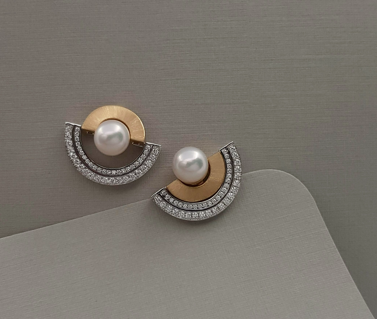 , The pearl-fect jewellery for summer 2023