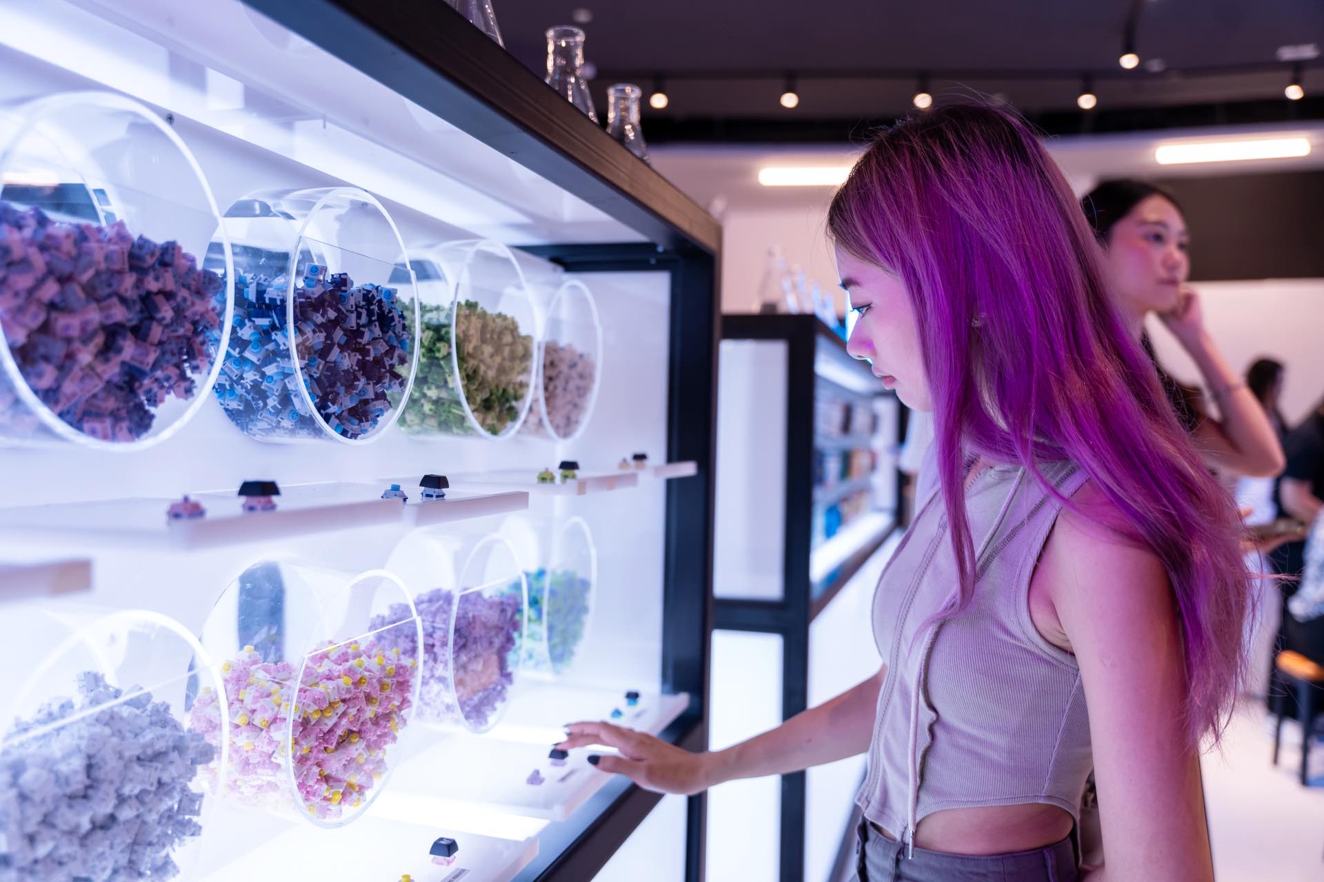 , This is what it’s like to build your own keyboard at The Laboratory, Singapore&#8217;s largest keyboard customisation store